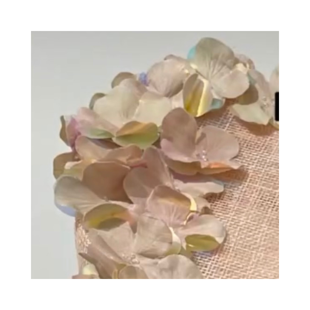 Blush hydrangea wedge